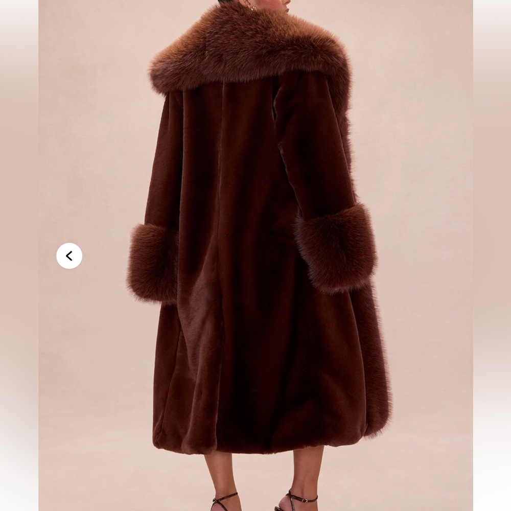Long Faux Fur Coat - Mocha Brown *NWT* - Picture 3 of 3